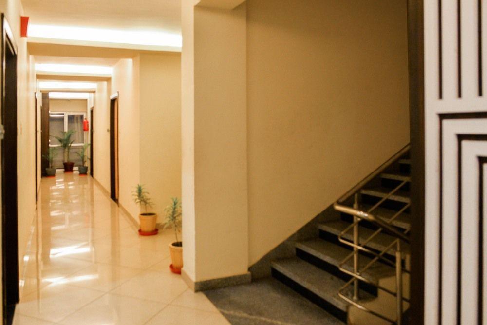 Hotel Janki International By Keymagics Βαρανάσι Εξωτερικό φωτογραφία