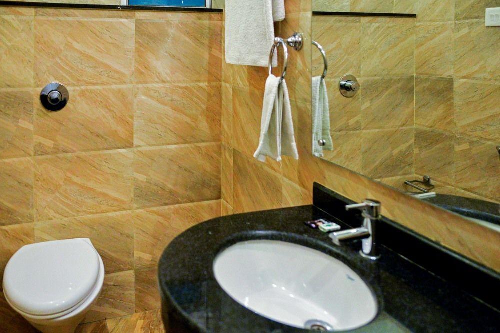 Hotel Janki International By Keymagics Βαρανάσι Εξωτερικό φωτογραφία