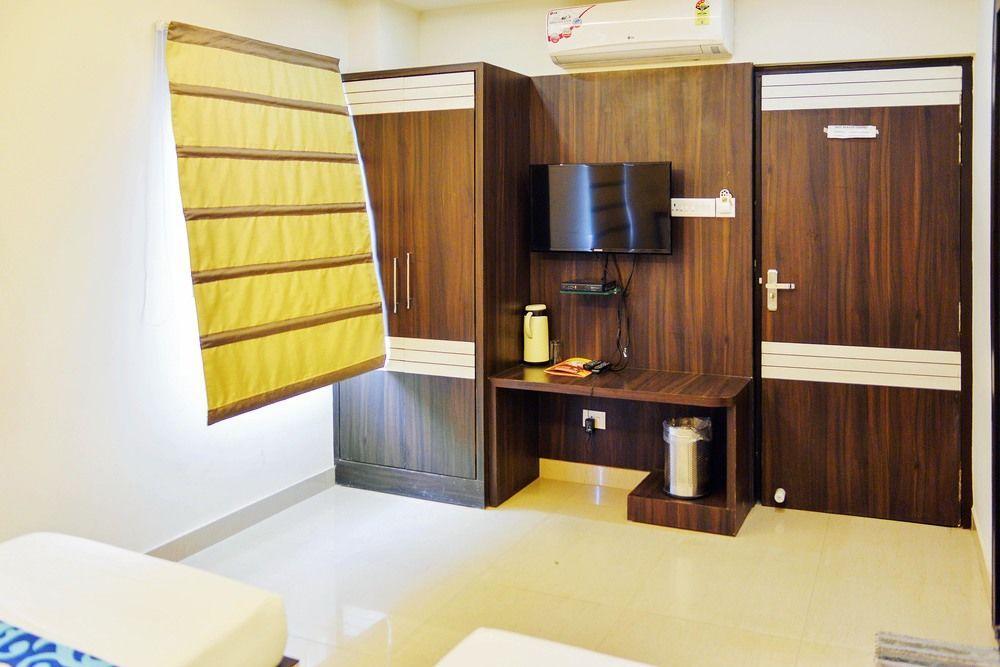 Hotel Janki International By Keymagics Βαρανάσι Εξωτερικό φωτογραφία
