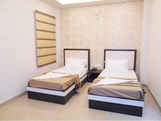 Hotel Janki International By Keymagics Βαρανάσι Εξωτερικό φωτογραφία