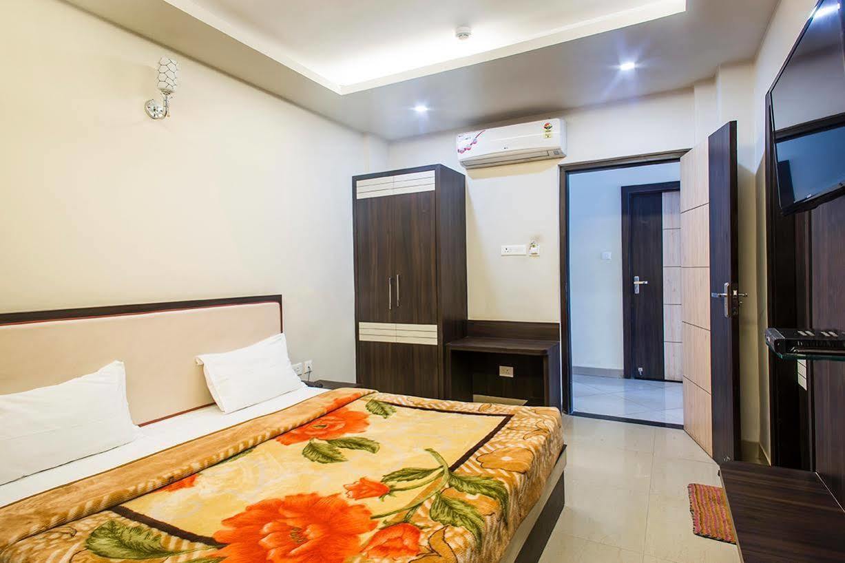 Hotel Janki International By Keymagics Βαρανάσι Εξωτερικό φωτογραφία