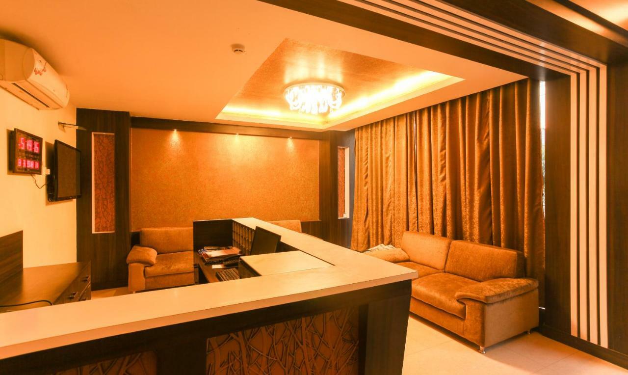 Hotel Janki International By Keymagics Βαρανάσι Εξωτερικό φωτογραφία